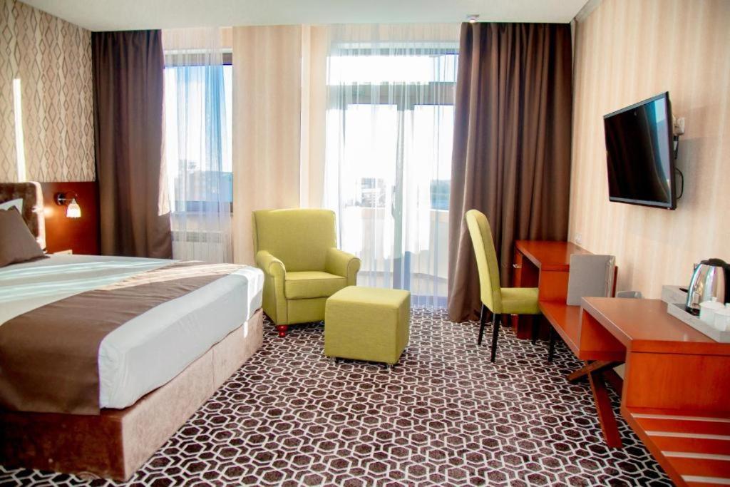 Park Hotel Кызылорда Экстерьер фото